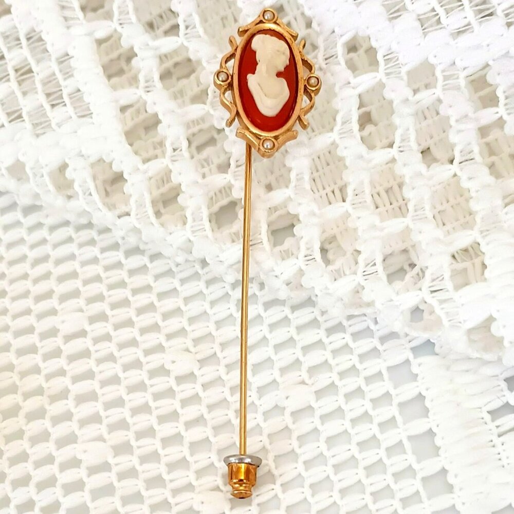 Vintage Cameo Stick Pin Scarf Pin Avon Gold Tone with Tiny Pearls